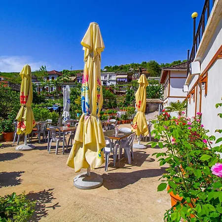 Hotel Bebej Tradicional Gjirokastër