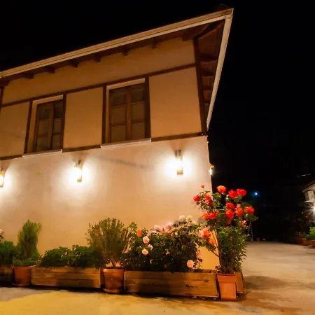 Hotel Bebej Tradicional Gjirokastër