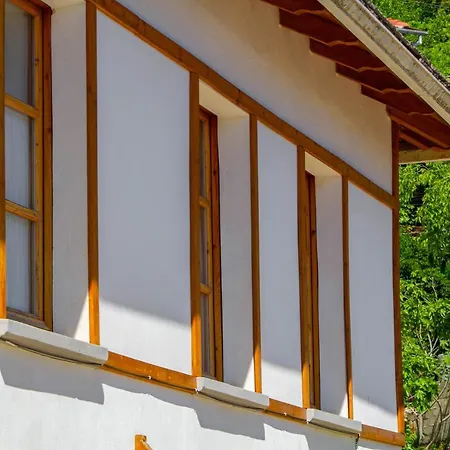 Bebej Tradicional Hotel Gjirokastër