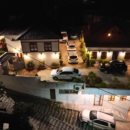 Hotel Bebej Tradicional Gjirokastër