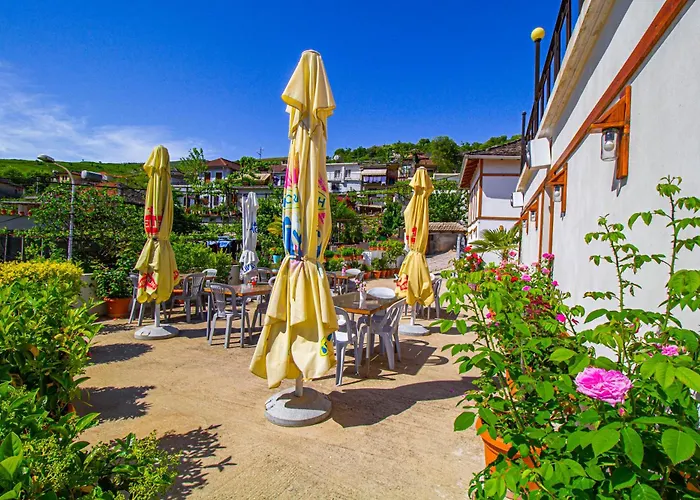 Hotel Bebej Tradicional Gjirokastër