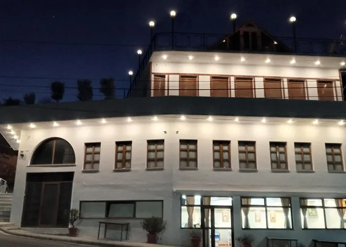 Bebej Tradicional Hotel Gjirokastër