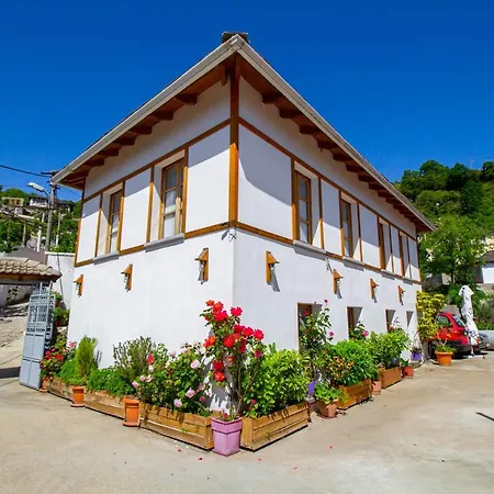 Bebej Tradicional 3* Gjirokastër