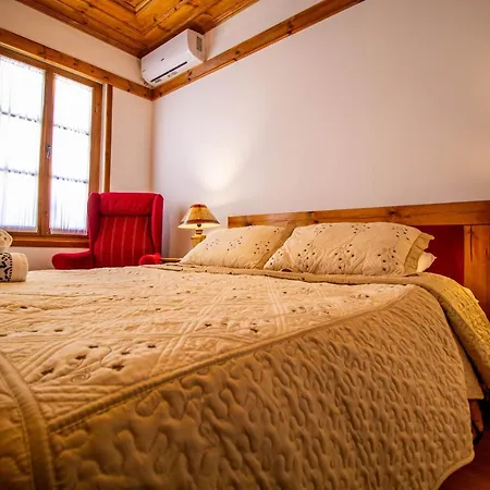 Bebej Tradicional 3* Gjirokaster