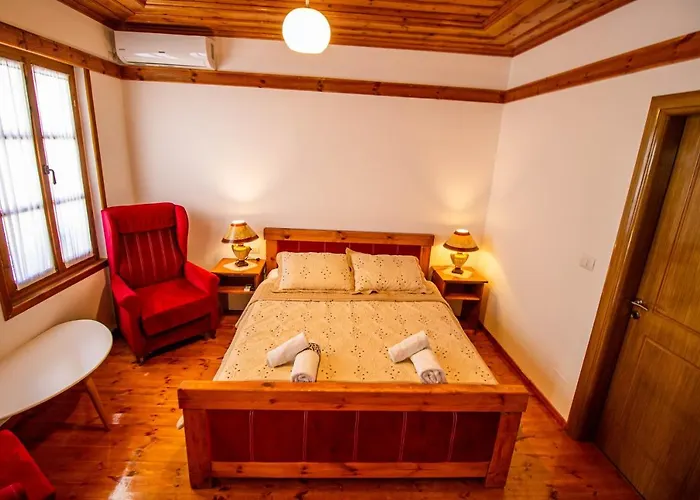 Hotel Bebej Tradicional Gjirokaster